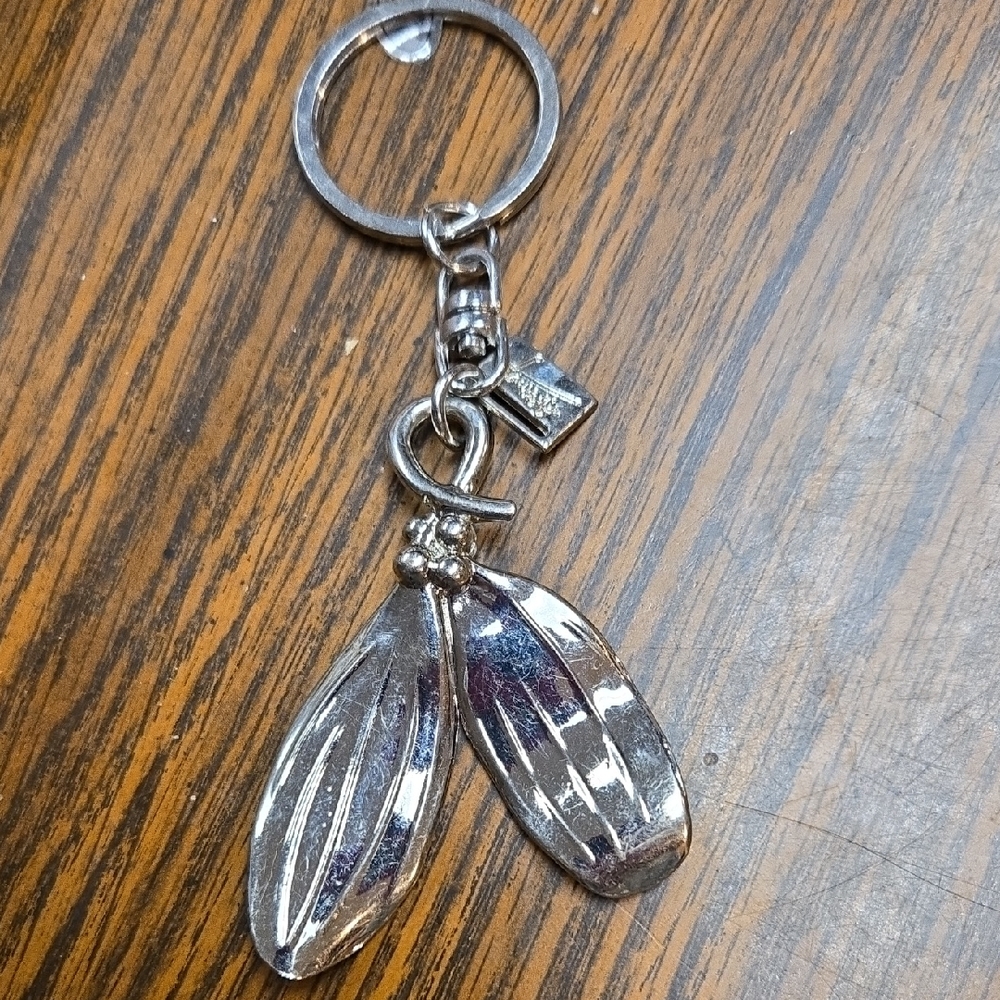 Michael Aram Holly Berry Silver  Keychain